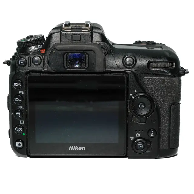 BRUKT Nikon D7500 Tilstand: 3 |16614 eksp. 